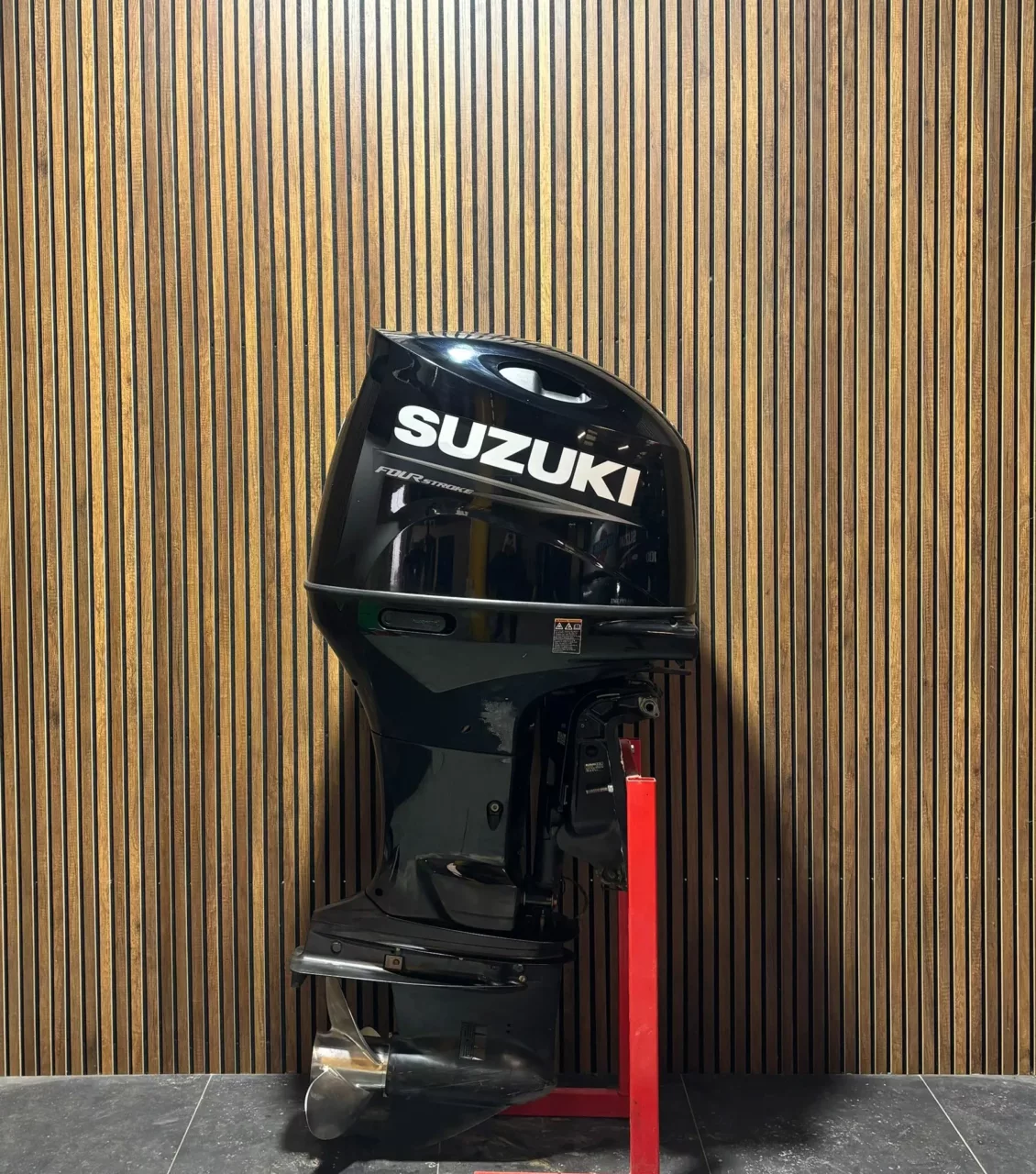 suzuki-150-pk-efi-23-69049-1130x1280-2.webp 2023 Suzuki 150 HP EFI outboard engine. - Image 1
