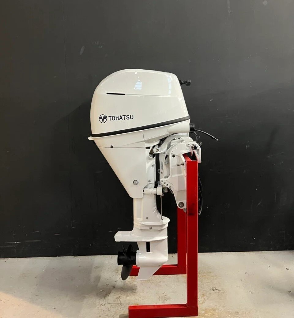 Tohatsu 30 HP EFI outboard engine.