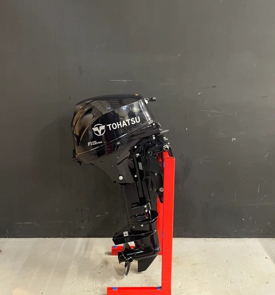 Tohatsu 20HP EFI Powertilt outboard engine.