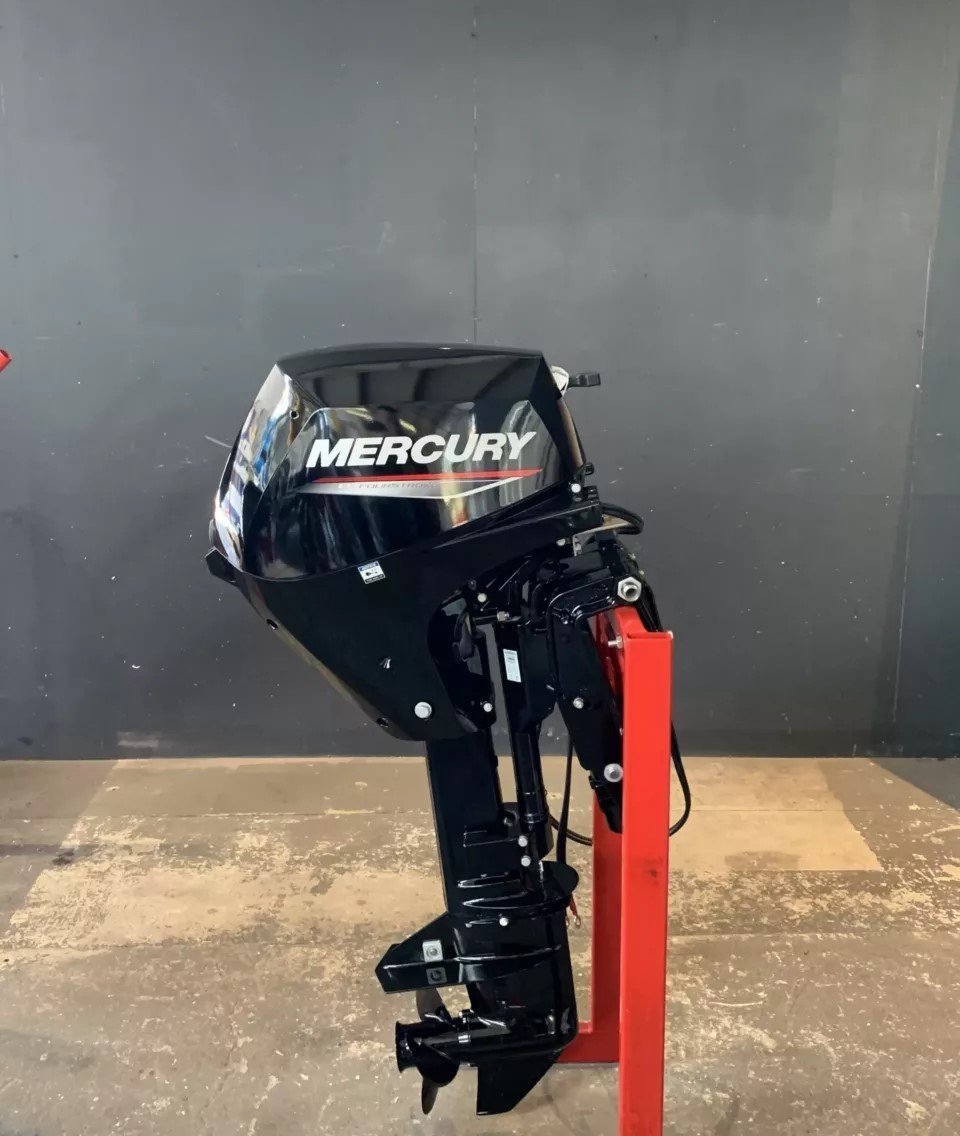 2018 Mercury 20 HP EFI Powertilt outboard engine.